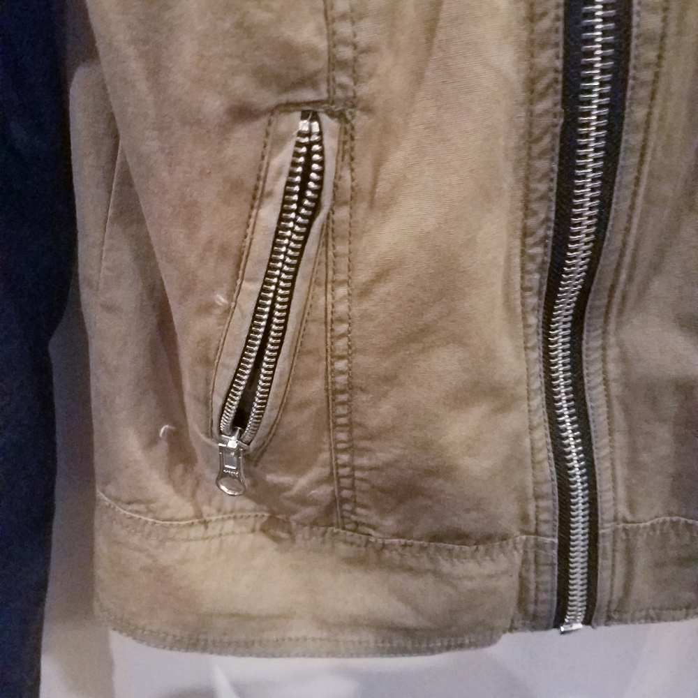 Volcom Pick me Stud Faux Leather Cloth Moto NWOT - Picture 3 of 8